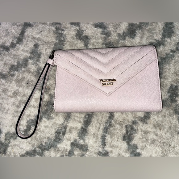 Victoria's Secret Handbags - Victoria’s Secret pink clutch wallet 💕👜